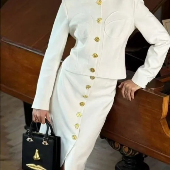 Sxhiaparelli Elegant White Button-Front Pencil Skirt - Women - Picture 1 of 6